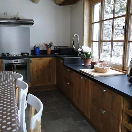 Alpstuga Chalet Djulle *